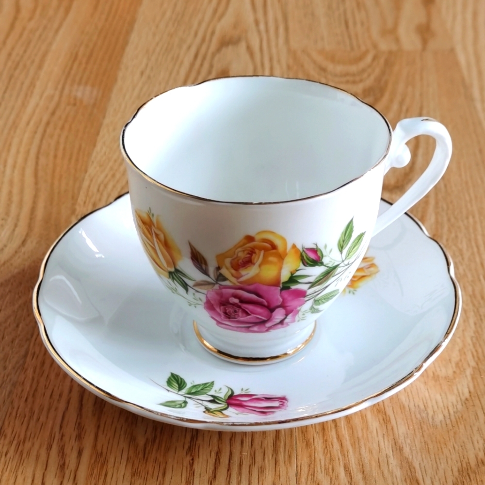 Vintage Consort England Fine Bone China Tea Cup & Saucer